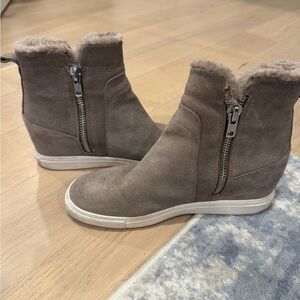 Steven By Steve Madden Gray Suede Ankle Boots with Fur Trim